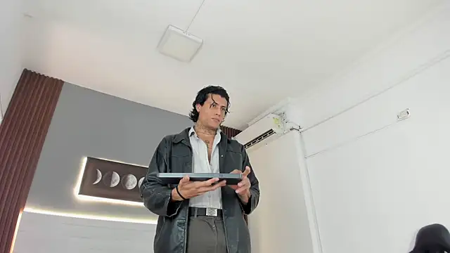 Онлайн чат XXX Damian_romanoff_