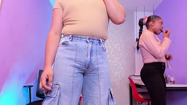XXX chat uživo modela TomLondon_