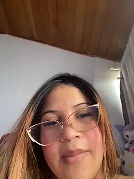 XXX chat uživo modela AriTits