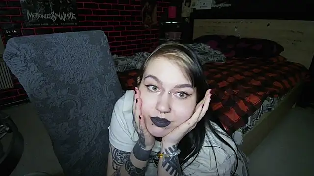 MoorderxDoll Live XXX-Chat