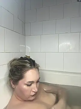 Ashleyy_DiamondのライブXXXチャット