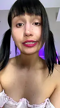 bigbabykiki's Live XXX Chat