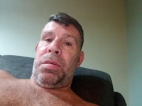 stud2512 Live XXX Chat