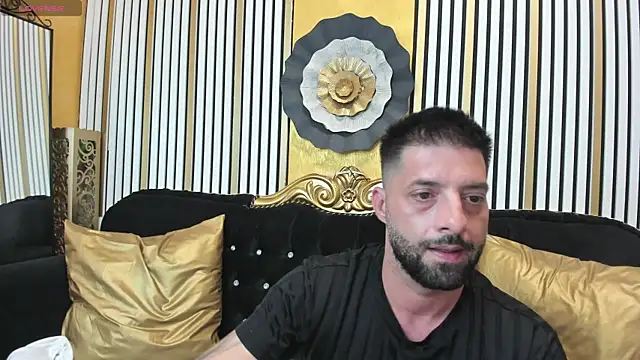 TommyDum live XXX chat