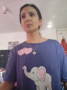 Chat XXX en directo de BasmaHernandez