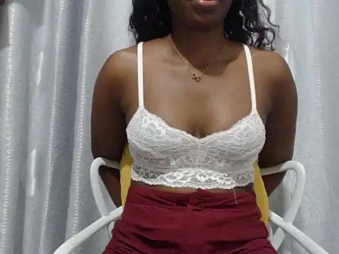 black___ghodess Adlı Modelin Canlı XXX Sohbeti