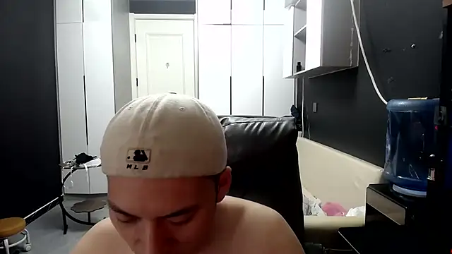 yichen008 即時 XXX 聊天