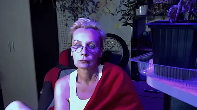 HelgaHimmell Chat XXX in diretta