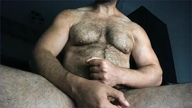 Hugealphabeast Adlı Modelin Canlı XXX Sohbeti