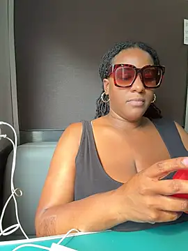 GirthGoddessCoco's Live XXX Chat