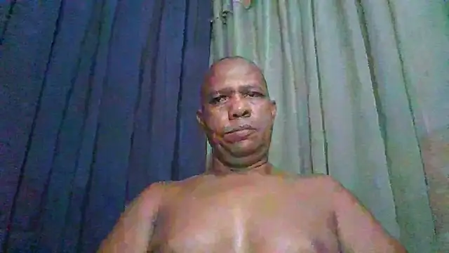 Chat XXX ao vivo de bigblackcock75