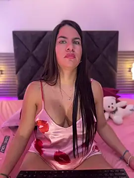 Zafira_Alabi's Live XXX Chat