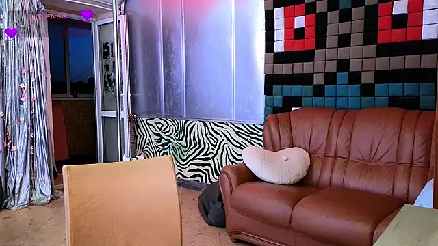 Chatroom XXX en direct de CatherineClaire