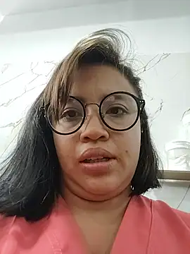 Chat +18 de Melany-1 ao vivo