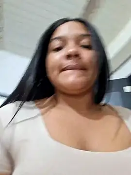 Chat XXX en directo de AnnaMil3J