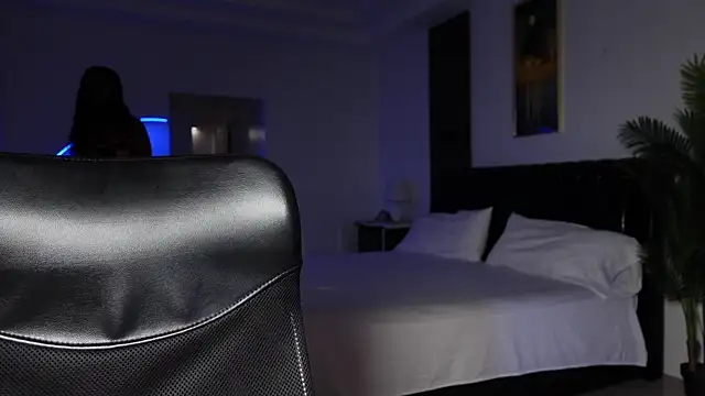 Chat +18 de -Miss-K ao vivo