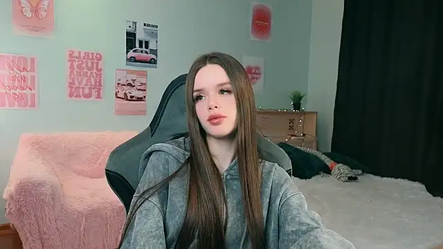Chat +18 de ginnyclub ao vivo