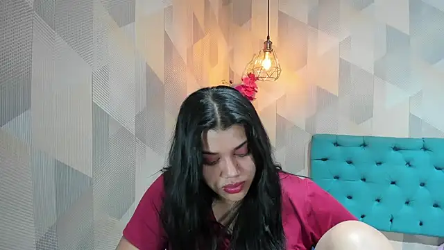 XXX chat uživo modela LindaBreeS