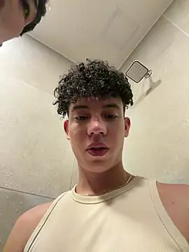 yoursexyjose's Live XXX Chat
