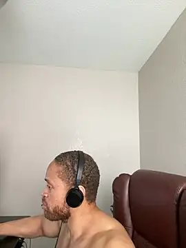 Fathero1time XXX чат на живо