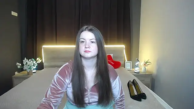 Chat +18 de MavkaCute ao vivo