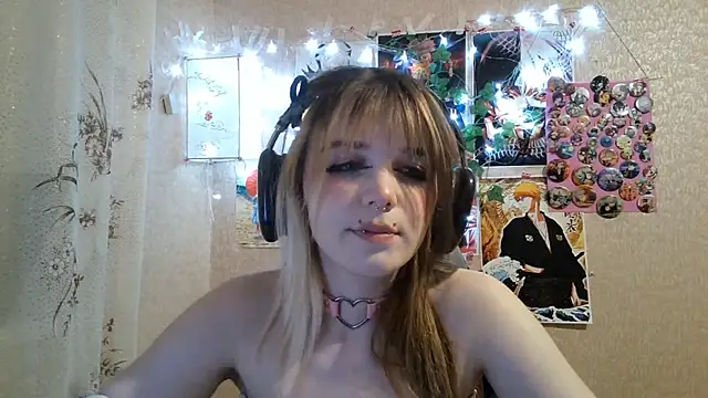 MilaTyan's Live XXX Chat