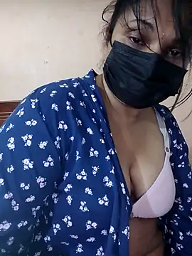 Bedtime1200 即時 XXX 聊天