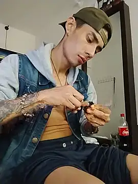 Chat XXX ao vivo de MateoCollins2026