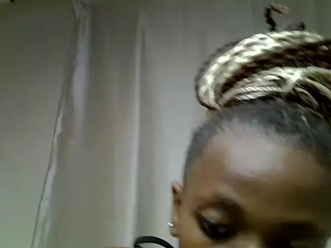 Chat XXX ao vivo de Qute_nimple