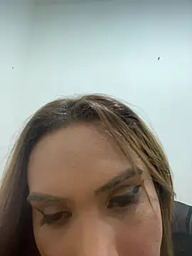 Jullyanaximeness Webcam show