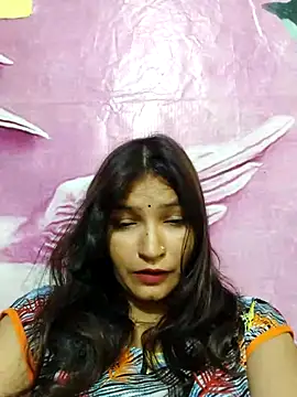 Chat +18 de Priyaa_1433 ao vivo