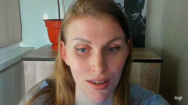 JuliaMuuun's Live XXX Chat
