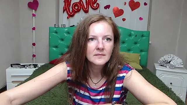 Chat XXX en directo de MeganPirs