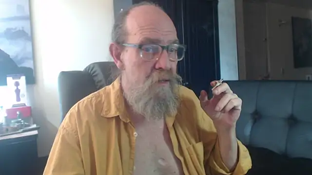 Uncle_Hottie Chat XXX live