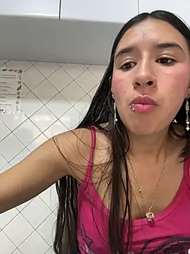 LilyRossi_: онлайн-секс-чат