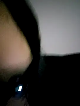 Chatroom XXX en direct de MariaGaitan