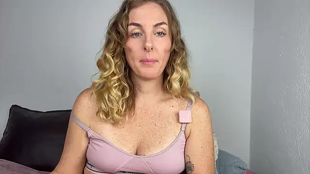 RomyOmegan Live XXX chat