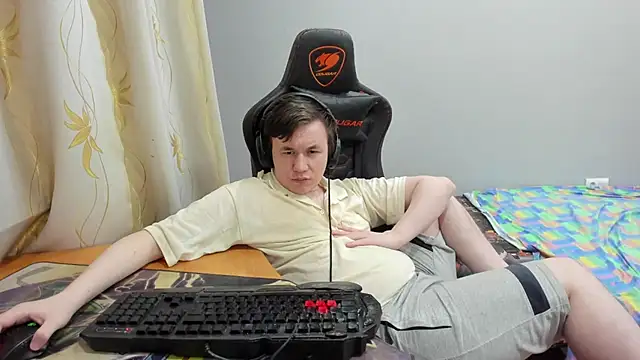 iliaskrislove's Live XXX Chat