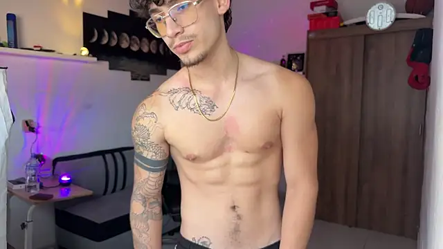 Kisan_Smith's Live XXX Chat