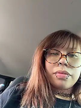 moan4mona Chat XXX live