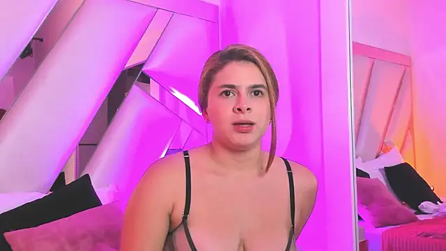 AliceCruzz's Live XXX Chat
