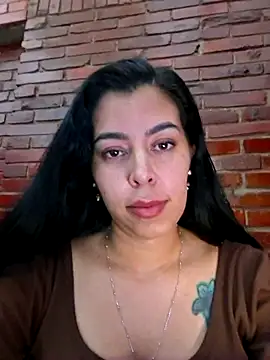 Chat XXX en directo de Luianna