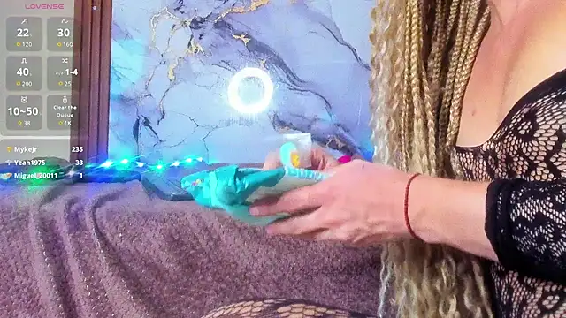 הופעת וובקאם של Astrid_Porno