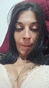 Chatroom XXX en direct de Viola43