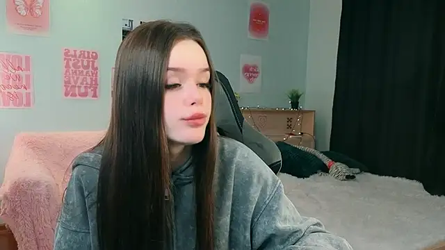ginnyclub Adlı Modelin Canlı XXX Sohbeti