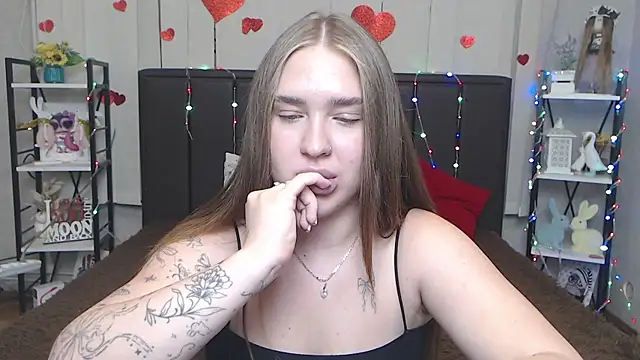 LauraHlot – Naživo XXX chat