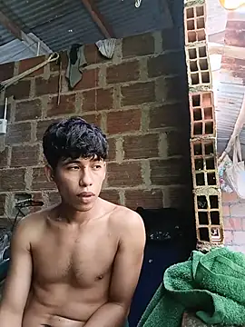 Andres123cv's Live XXX Chat