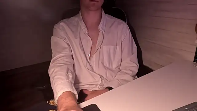 Czat XXX na żywo – Einar_Nut