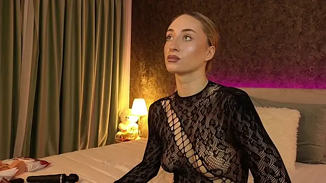 دردشة ChloeBelleX الجنسية المباشرة