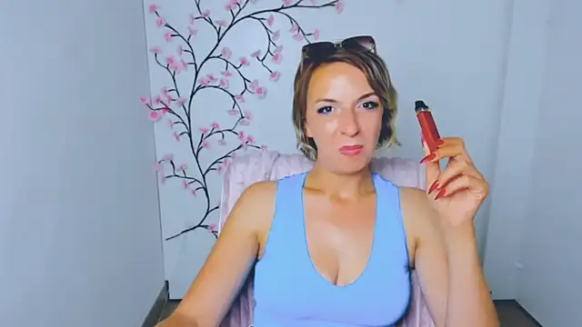 Chat XXX en directo de Lana_Foxyy